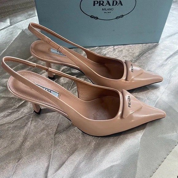 Prada Nude Pointed Toe Heels - Picture 2 of 8
